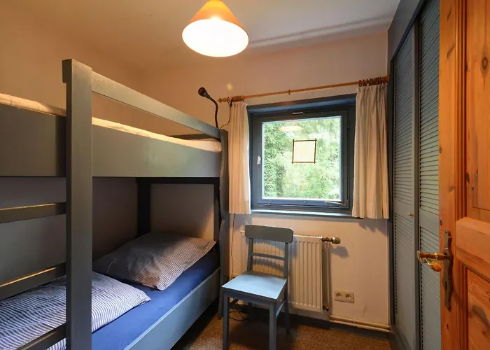 Clobes By Interhome * Unshausen