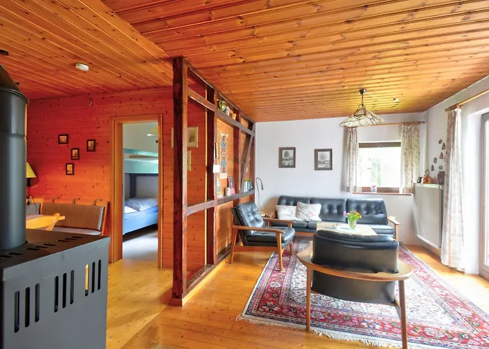 Clobes By Interhome Unshausen